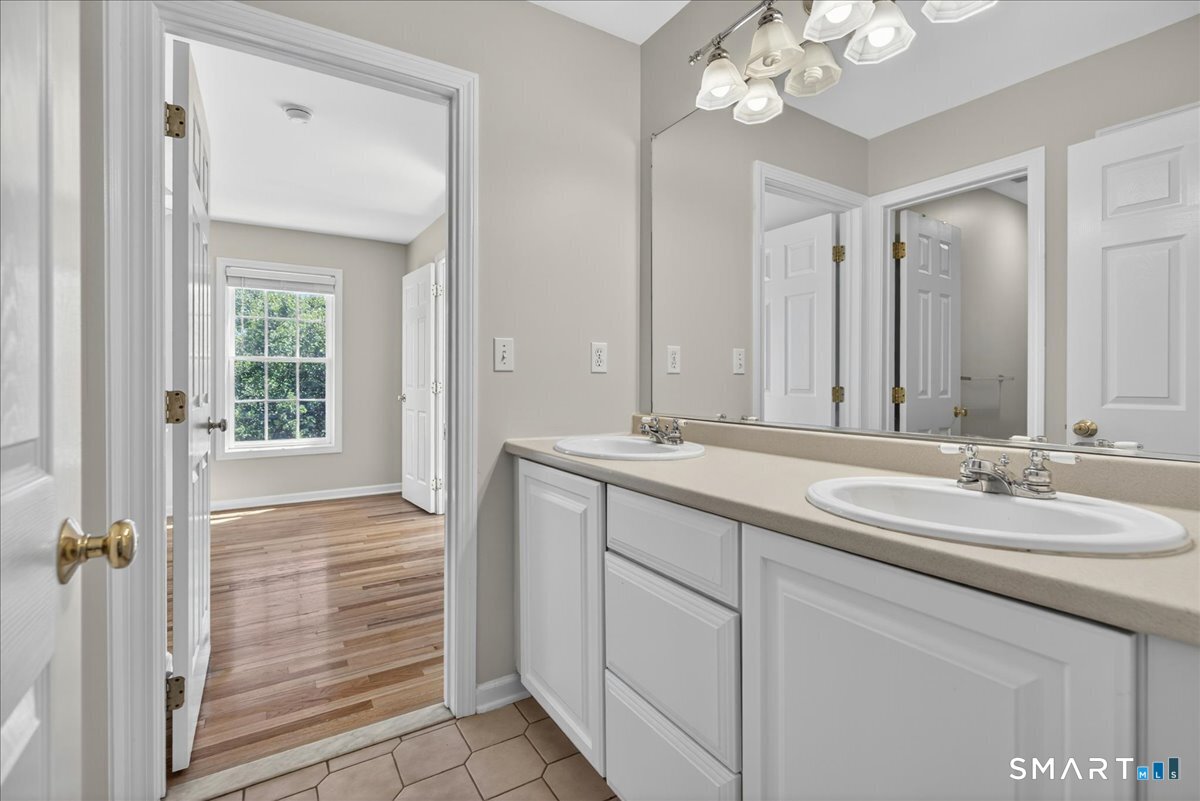 86 Nursery Lane Madison CT 06443