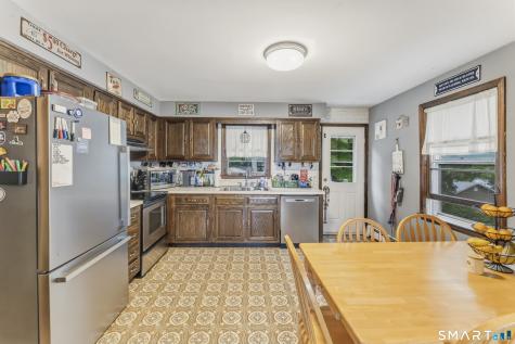 48 Cribbins Avenue Shelton CT 06484