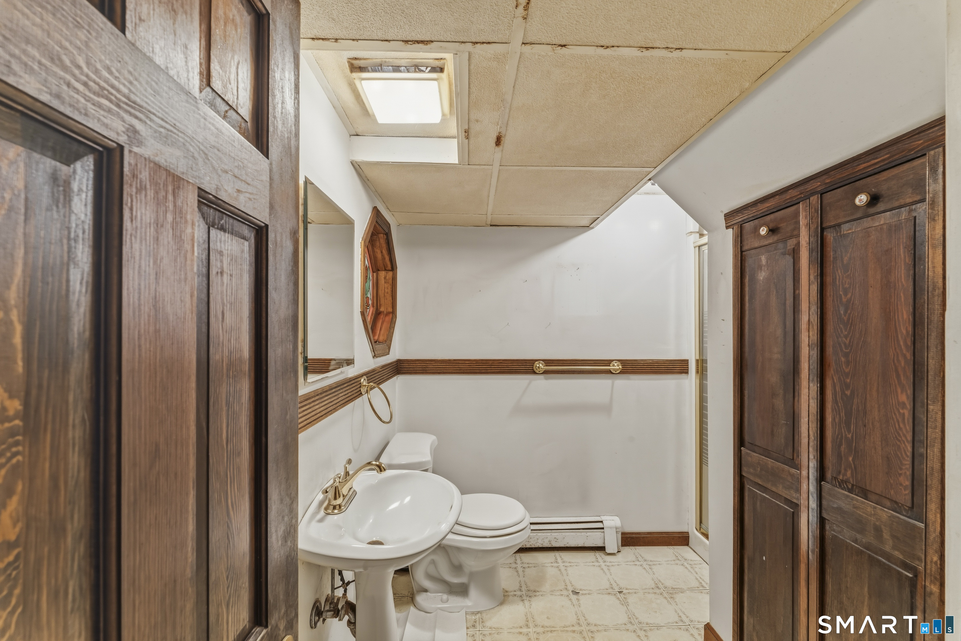 48 Cribbins Avenue Shelton CT 06484