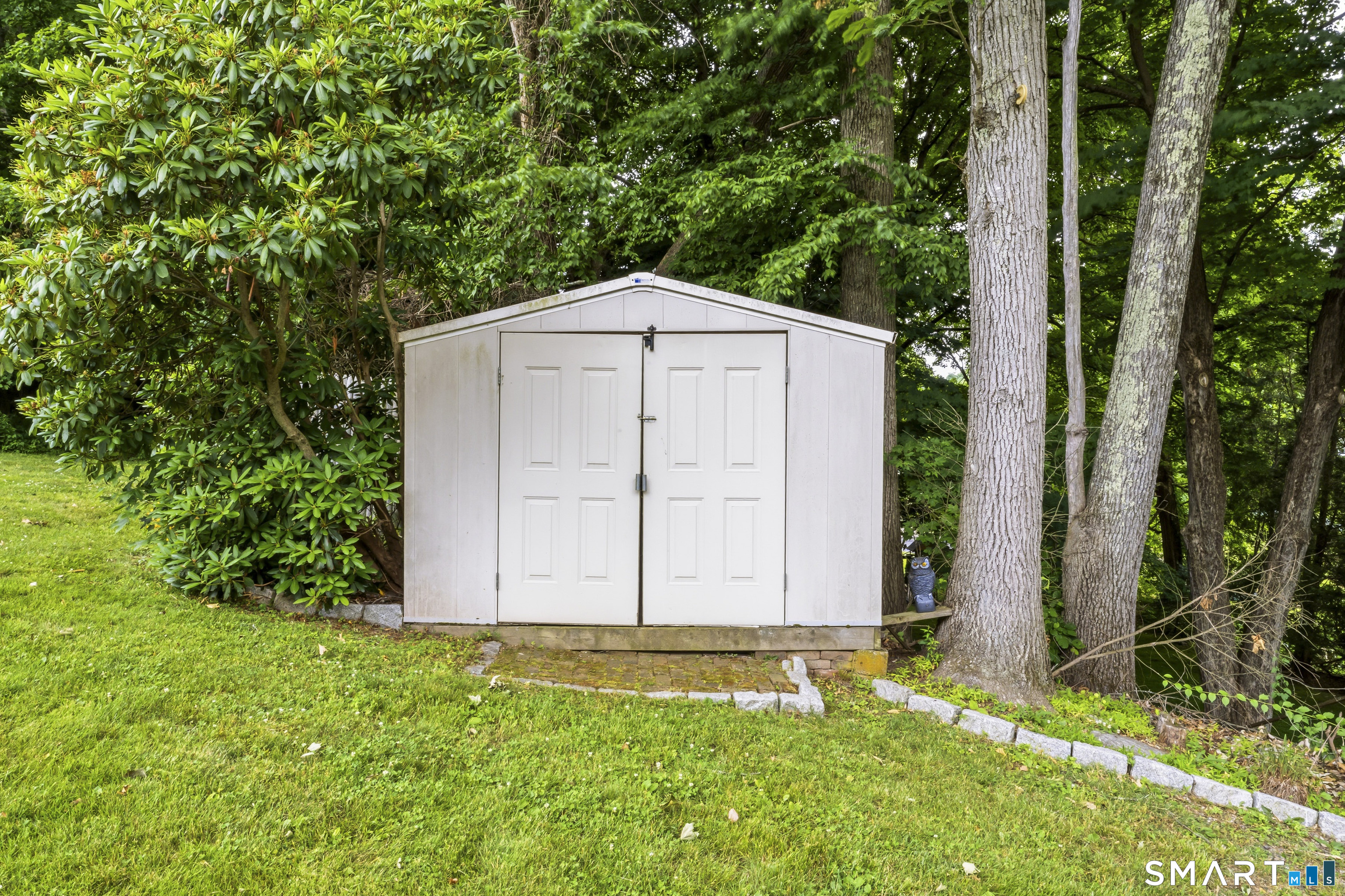 48 Cribbins Avenue Shelton CT 06484