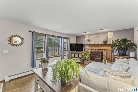 48 Cribbins Avenue Shelton CT 06484