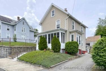 25 Myrtle Avenue Ansonia CT 06401