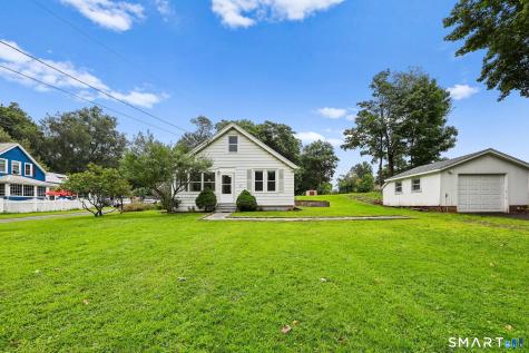 63 Hunt Lane East Haven CT 06512