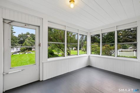 63 Hunt Lane East Haven CT 06512
