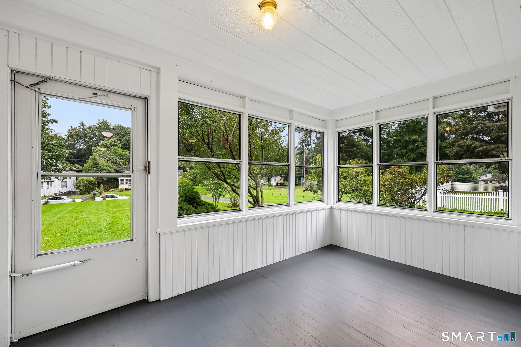 63 Hunt Lane East Haven CT 06512