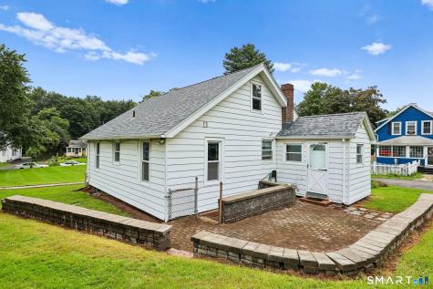 63 Hunt Lane East Haven CT 06512
