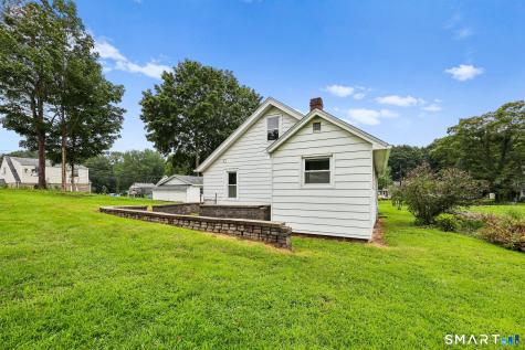 63 Hunt Lane East Haven CT 06512