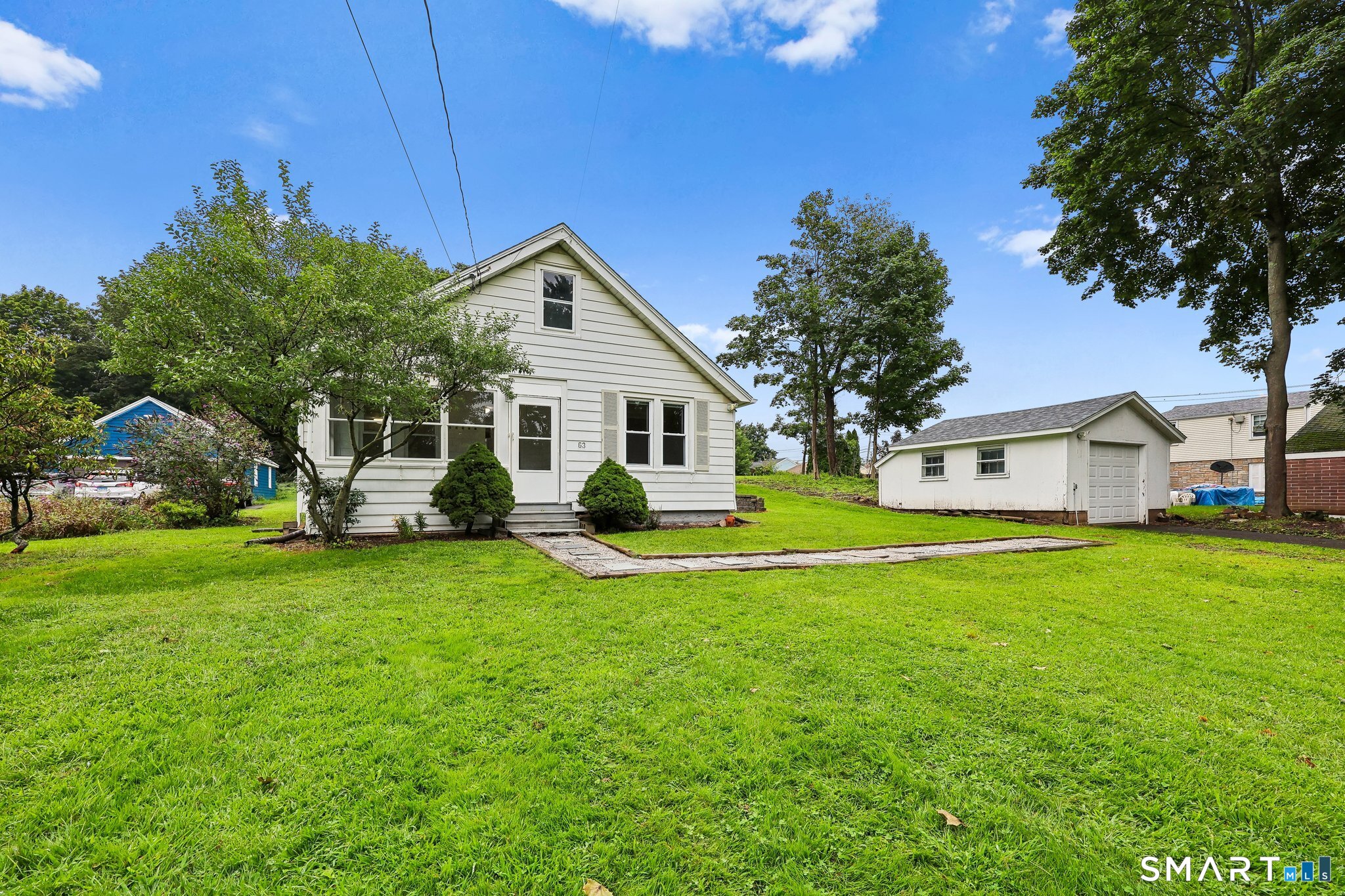 63 Hunt Lane East Haven CT 06512