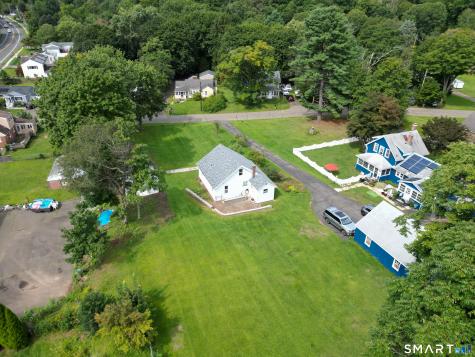 63 Hunt Lane East Haven CT 06512