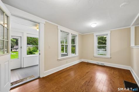 63 Hunt Lane East Haven CT 06512