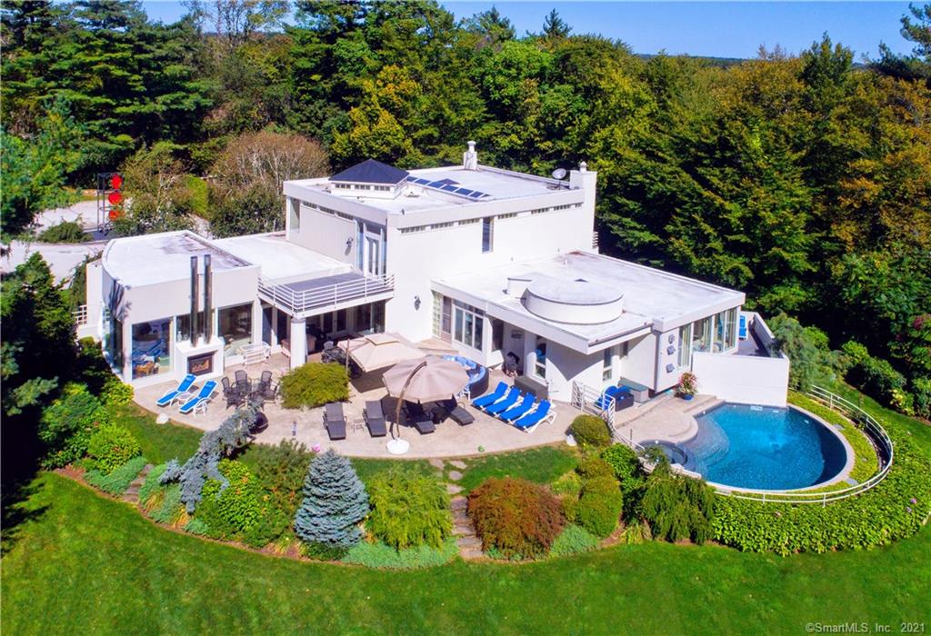 11 Mohawk Lane Greenwich CT 06831