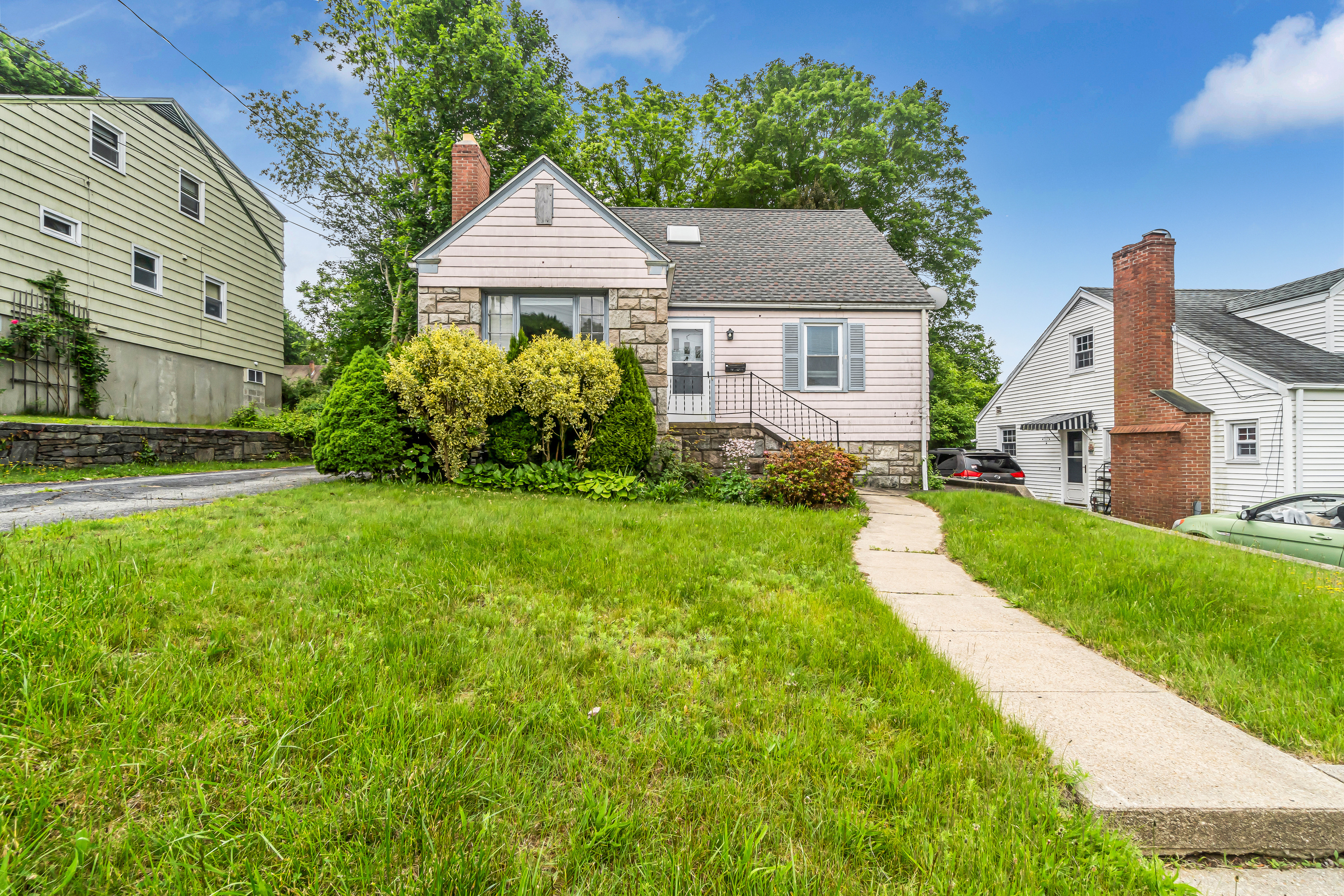 214 Thames Street New London CT 06320