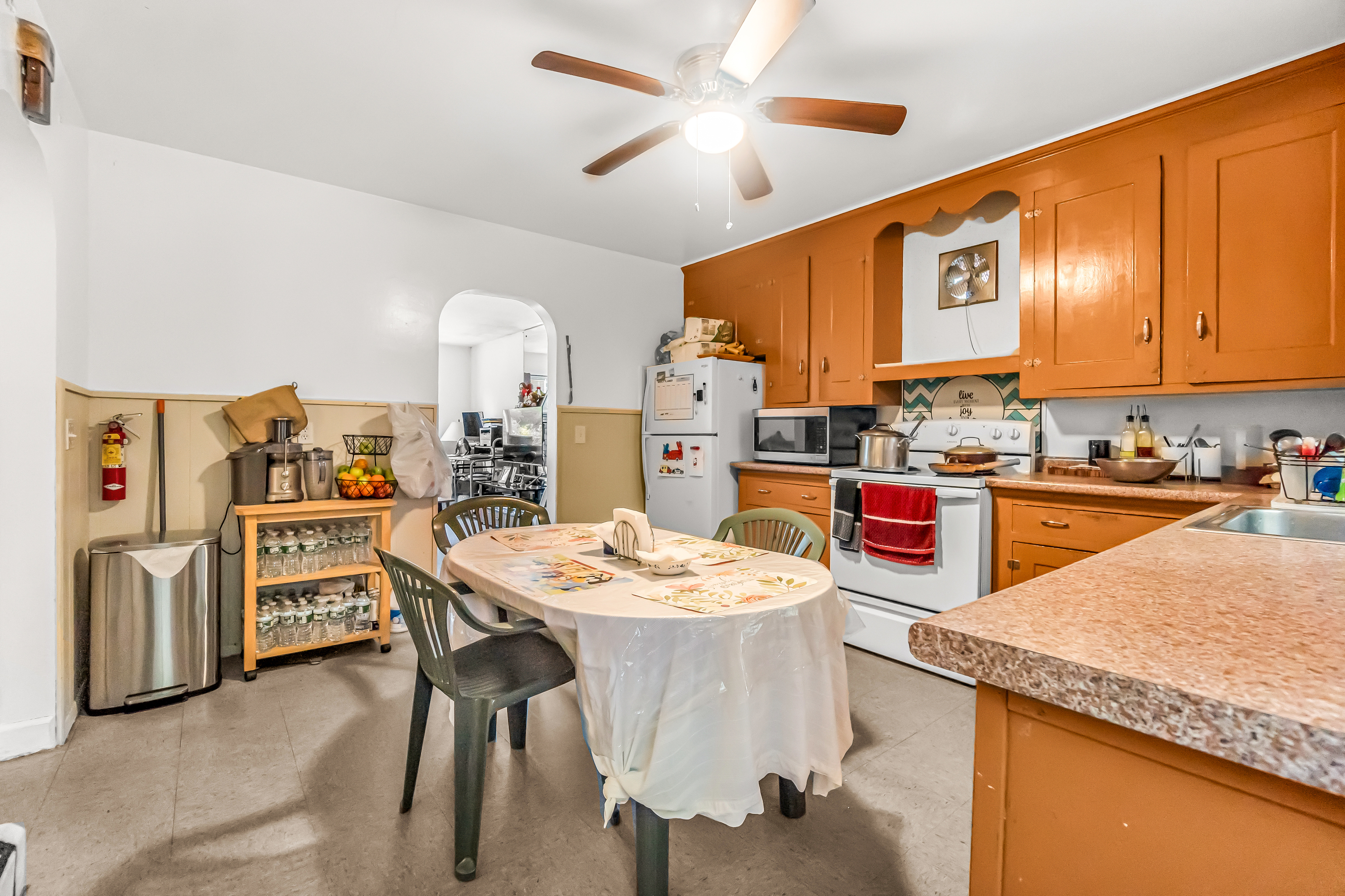 214 Thames Street New London CT 06320