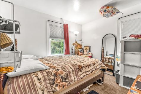 214 Thames Street New London CT 06320