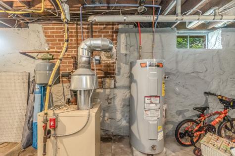 214 Thames Street New London CT 06320