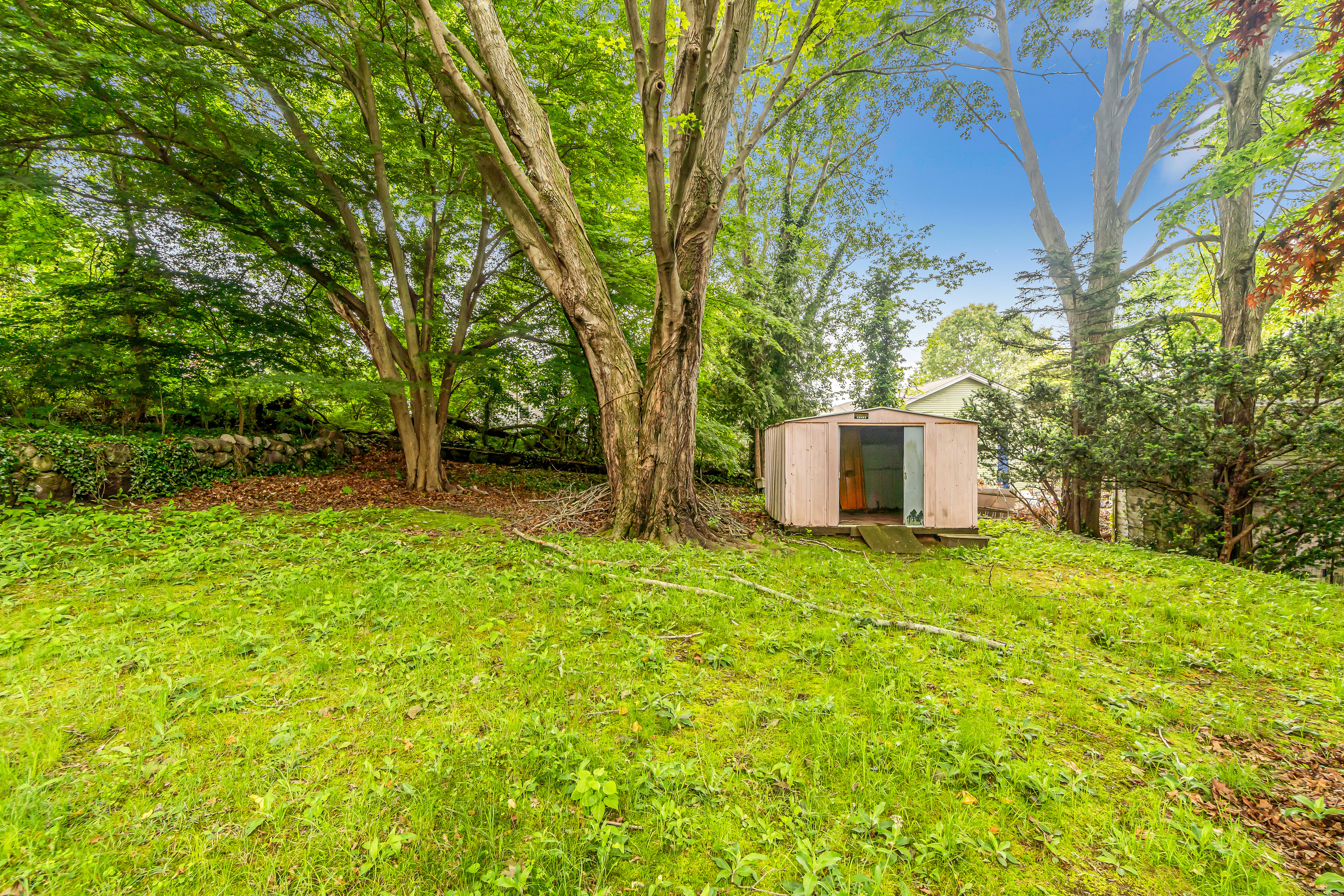 214 Thames Street New London CT 06320