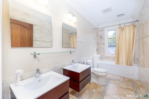 40 Parsons Way Avon CT 06001