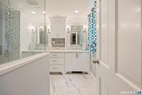 26 Brookmoor Road Avon CT 06001