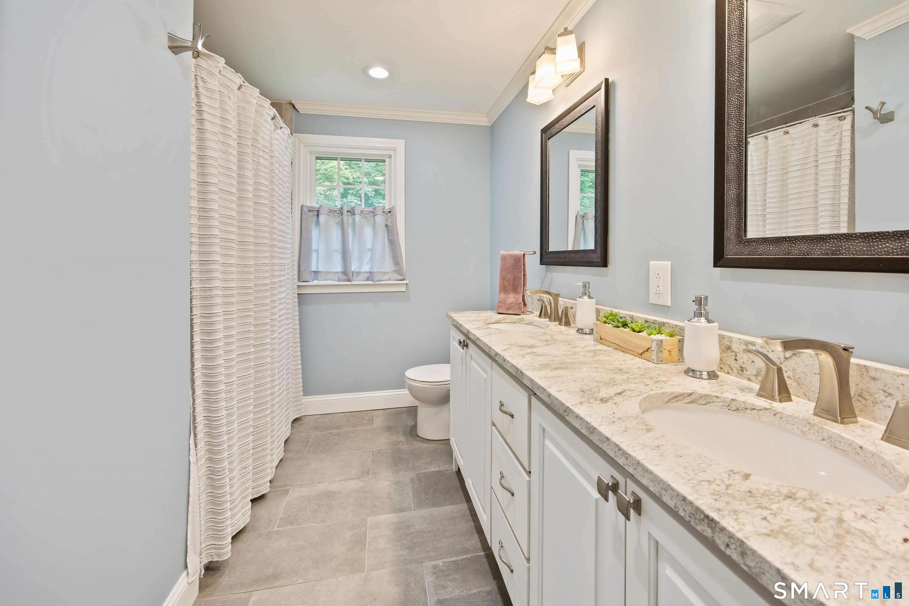 26 Brookmoor Road Avon CT 06001