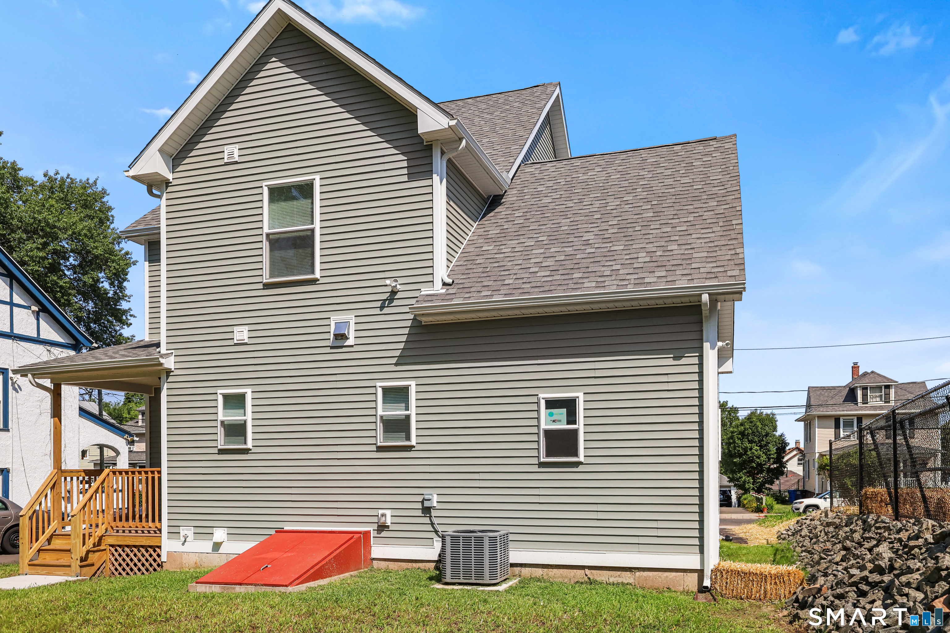 647 Broadview Terrace Hartford CT 06106