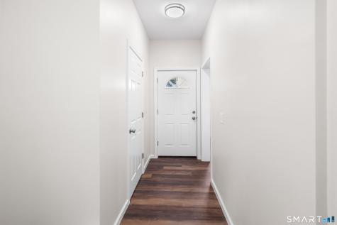 647 Broadview Terrace Hartford CT 06106