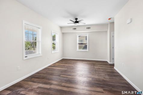647 Broadview Terrace Hartford CT 06106