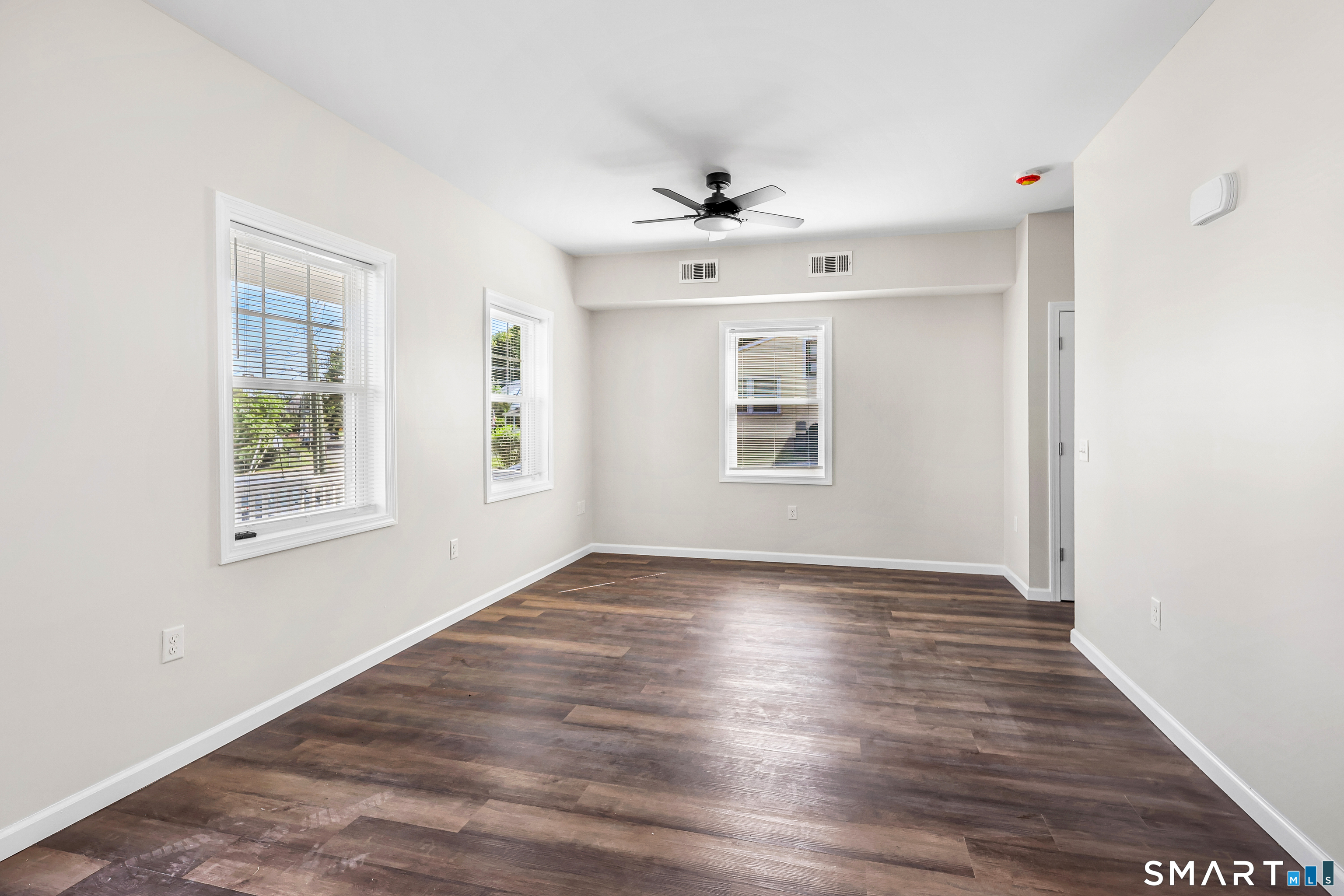 647 Broadview Terrace Hartford CT 06106