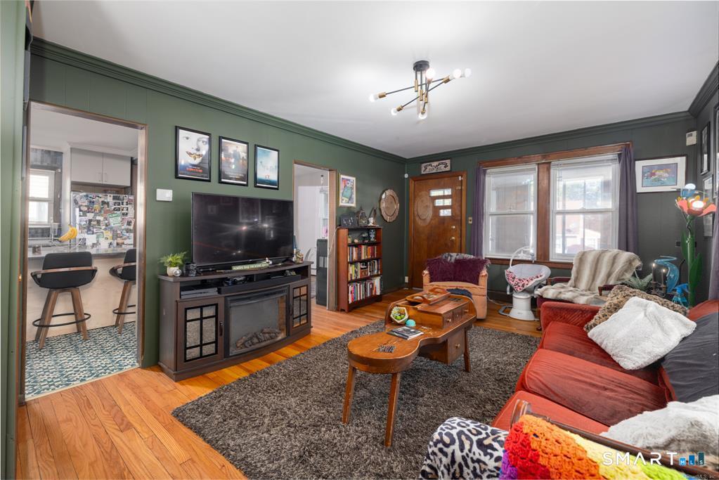 152 Woodbine Street Waterbury CT 06705