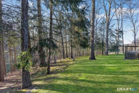 166 Thoreau Drive Shelton CT 06484
