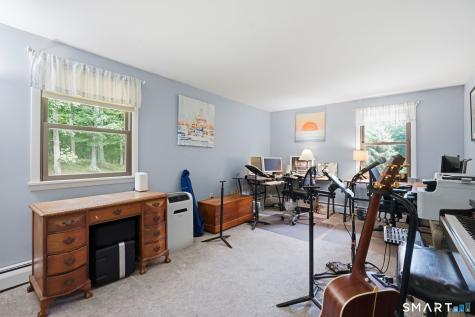 11 Falls Circle Colchester CT 06415
