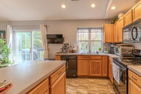 102 Greenview Terrace Middletown CT 06457