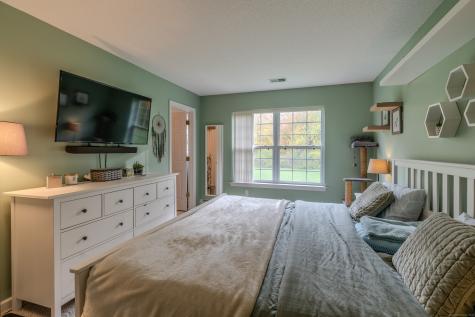 102 Greenview Terrace Middletown CT 06457