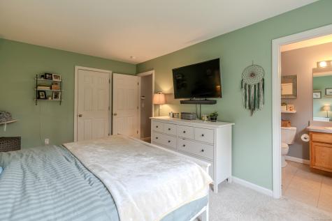 102 Greenview Terrace Middletown CT 06457