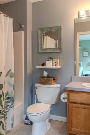 102 Greenview Terrace Middletown CT 06457