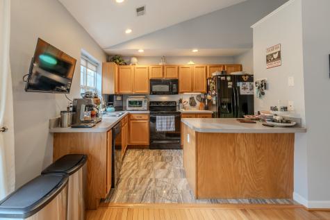 102 Greenview Terrace Middletown CT 06457