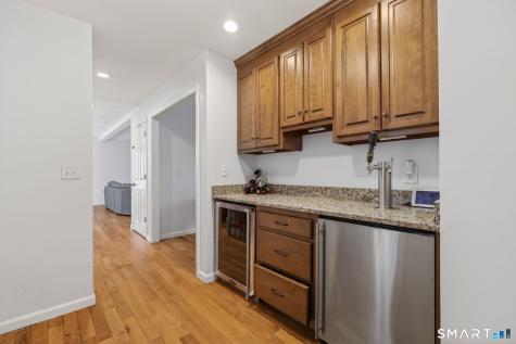 5 Tom Allyn Court Ledyard CT 06335