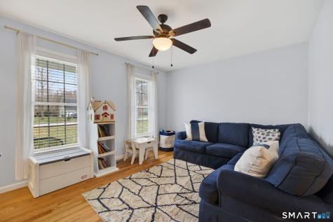 5 Tom Allyn Court Ledyard CT 06335