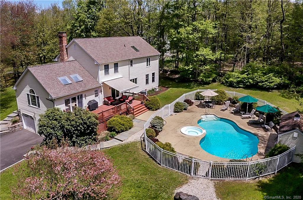 7 Dover Circle Newtown CT 06470