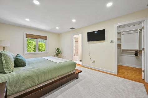 5 Sail Harbour Drive Sherman CT 06784