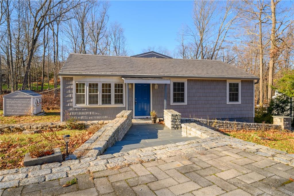 9 North Drive New Fairfield CT 06812