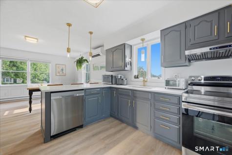 46 First Avenue Waterford CT 06385