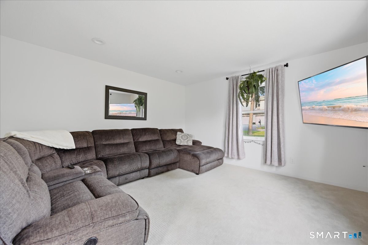 46 First Avenue Waterford CT 06385