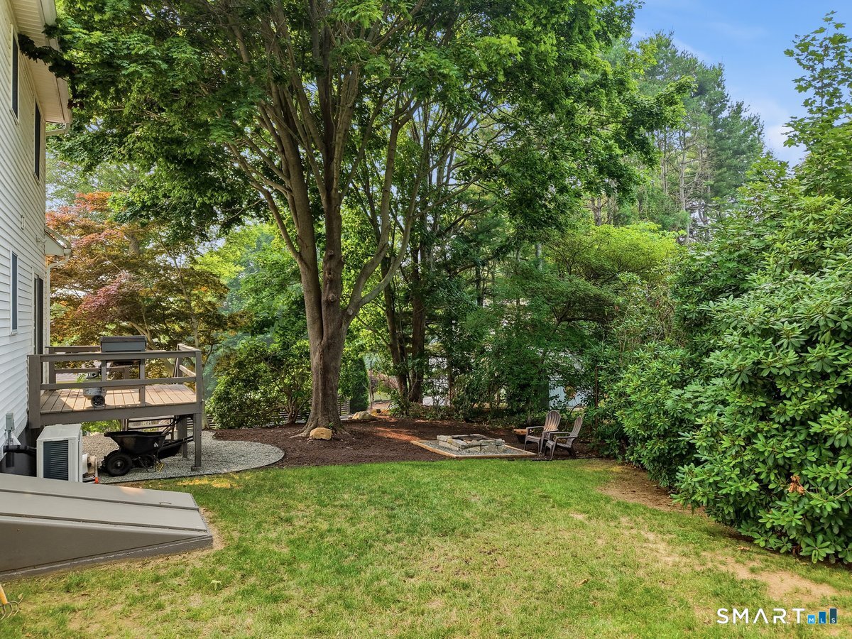 46 First Avenue Waterford CT 06385