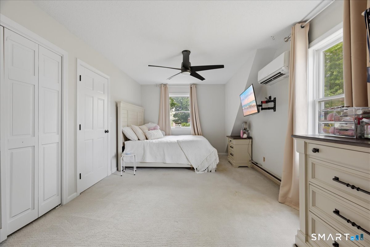 46 First Avenue Waterford CT 06385