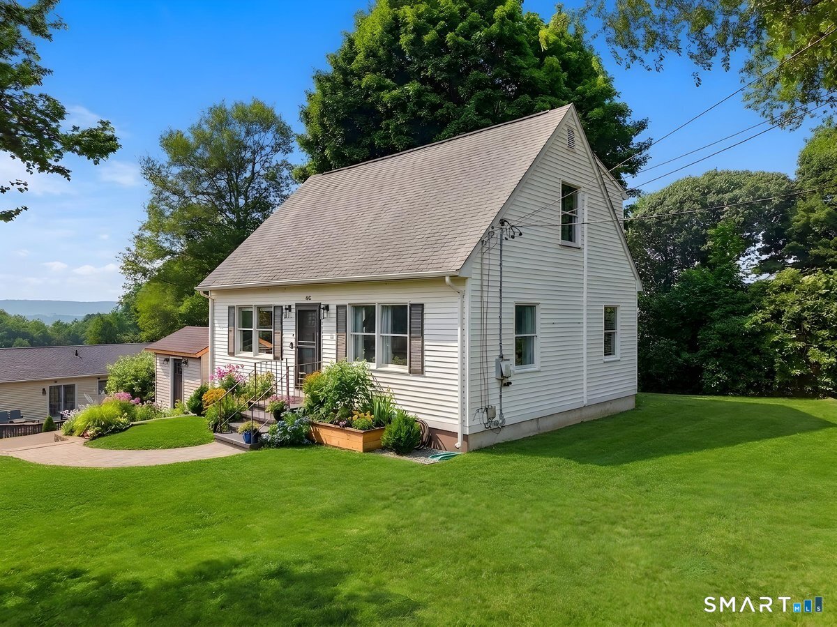 46 First Avenue Waterford CT 06385
