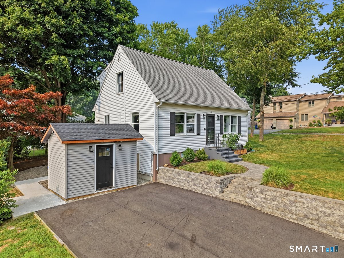 46 First Avenue Waterford CT 06385
