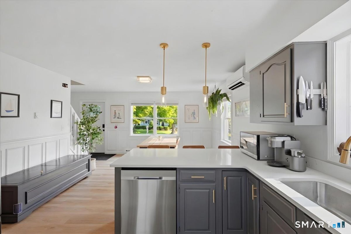 46 First Avenue Waterford CT 06385