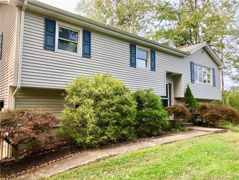 7 Glendale Drive Danbury CT 06811