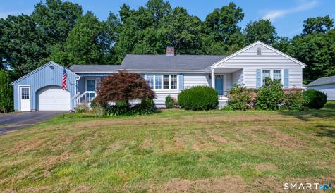 25 Aresco Drive Middlefield CT 06481