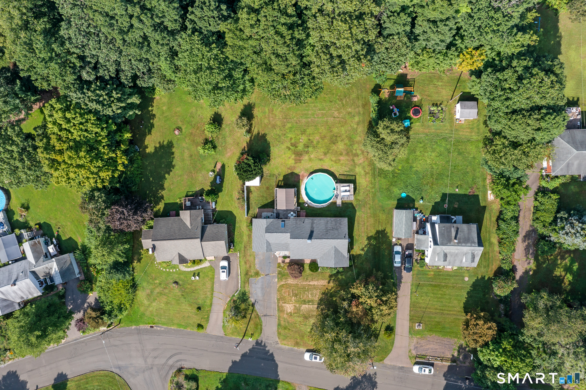 25 Aresco Drive Middlefield CT 06481